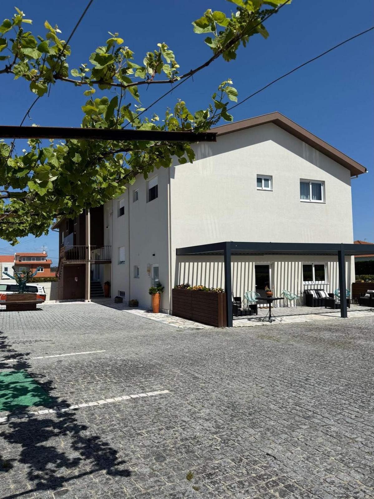 Guest House Mj Povoa de Varzim Bagian luar foto