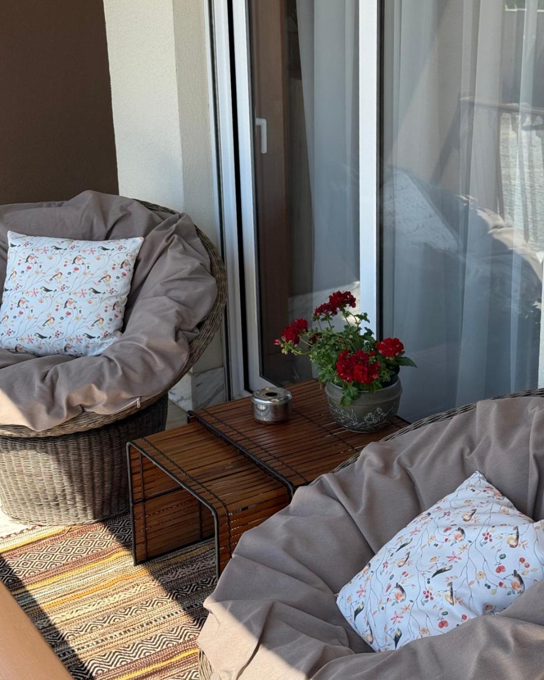 Guest House Mj Povoa de Varzim Bagian luar foto