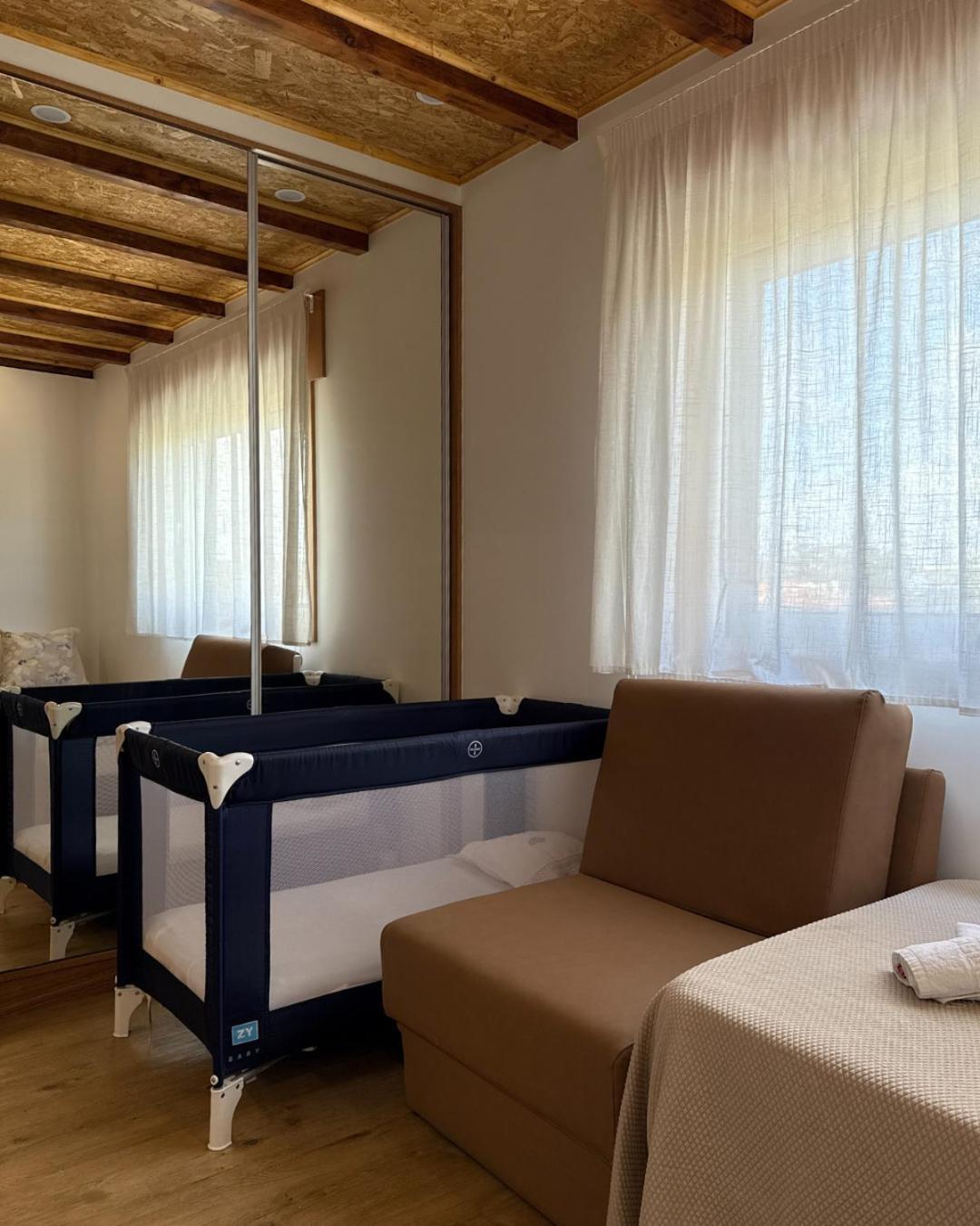 Guest House Mj Povoa de Varzim Bagian luar foto